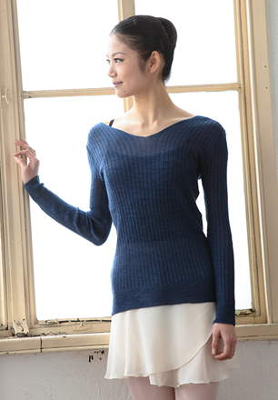 Wool Sweater＋Wrap Skirt